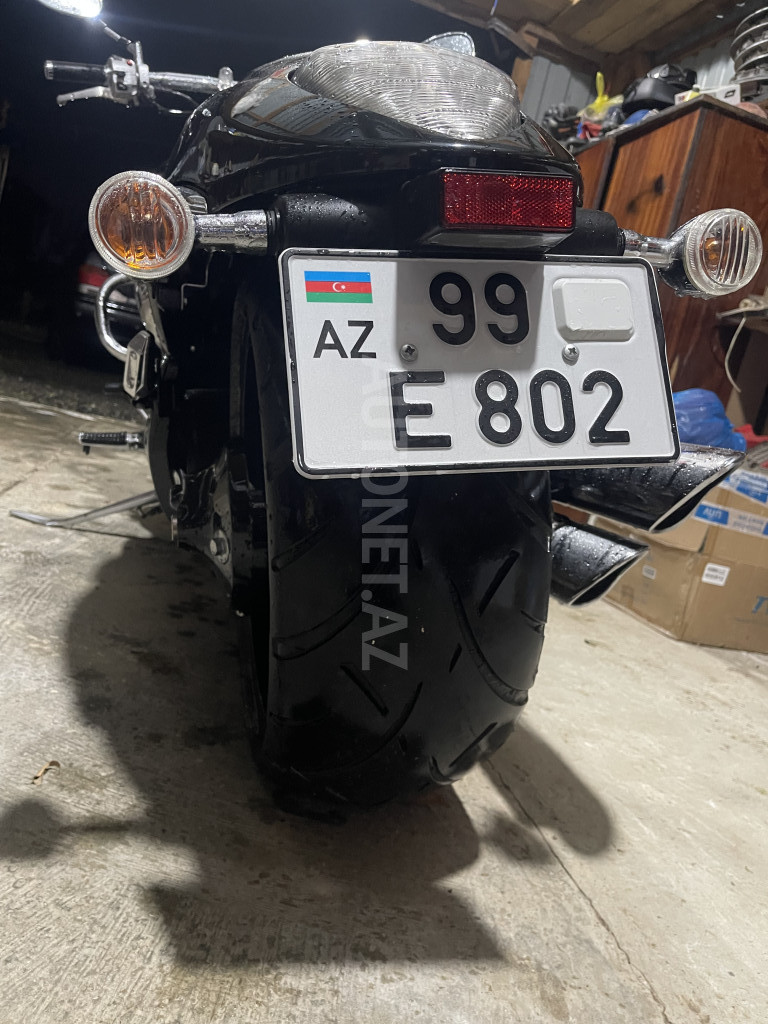 Suzuki Intruder 2013