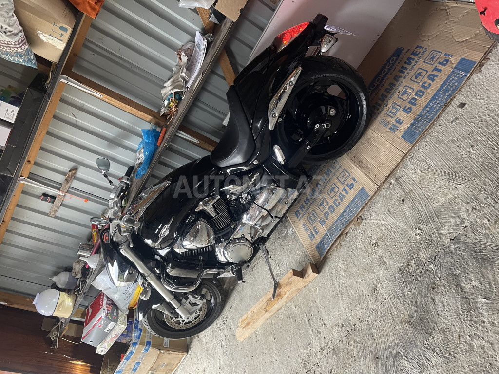 Suzuki Intruder 2013