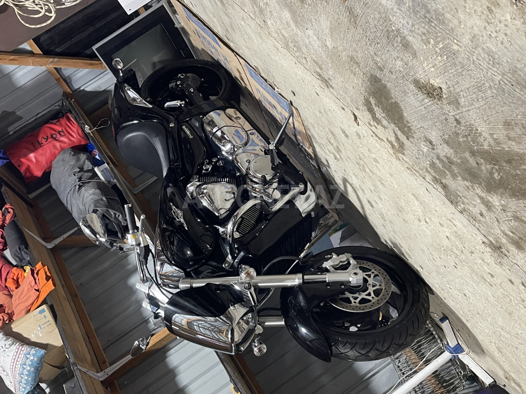 Suzuki Intruder 2013