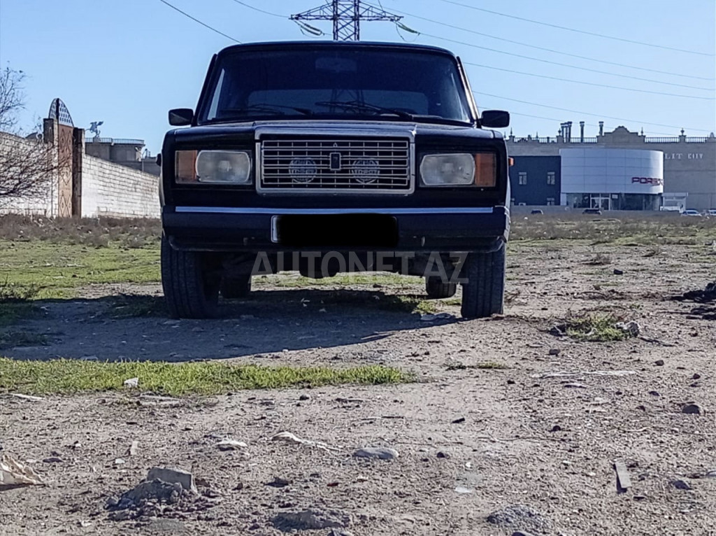 LADA (VAZ) 2107 2010