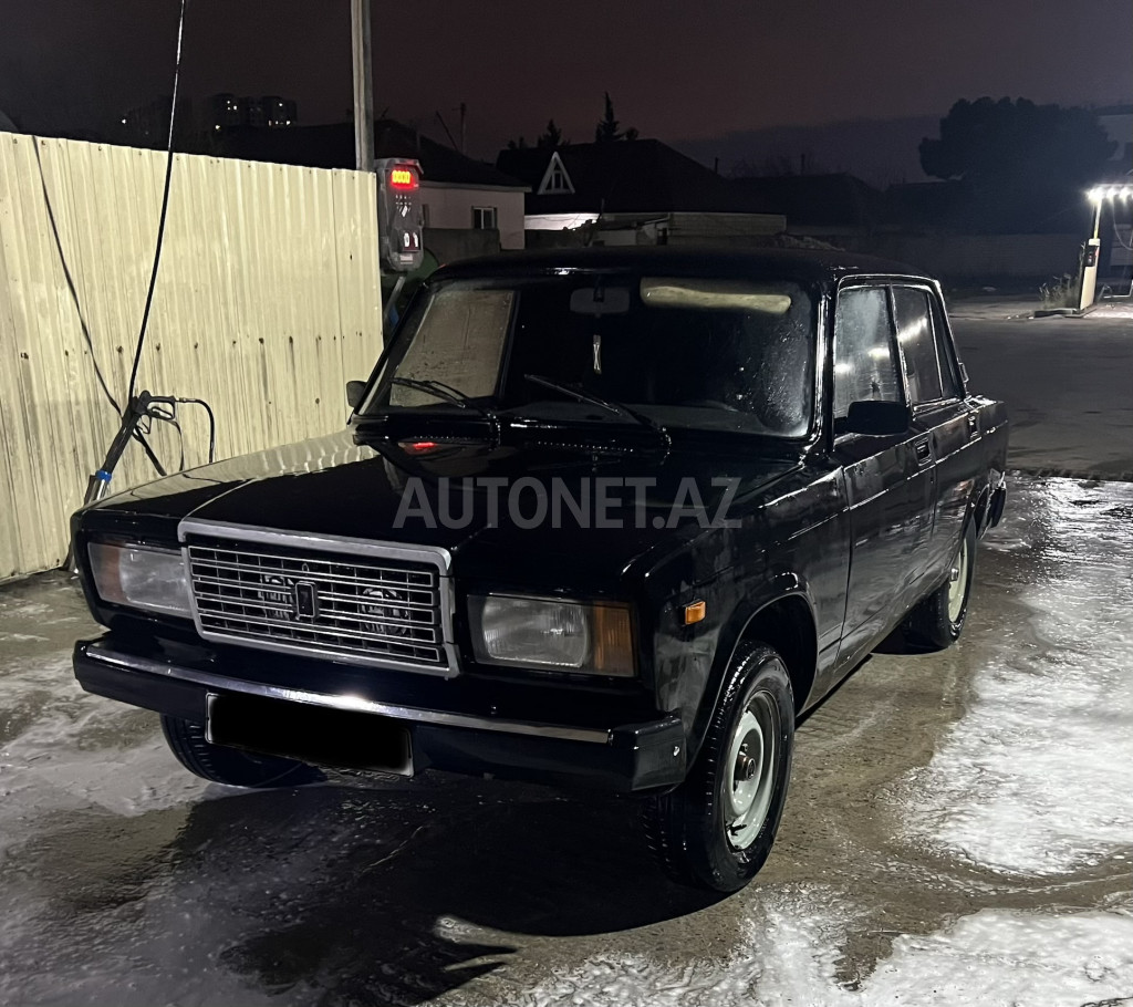 LADA (VAZ) 2107 2010