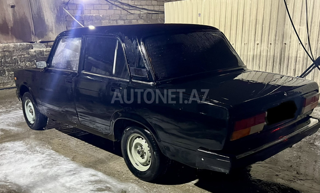 LADA (VAZ) 2107 2010