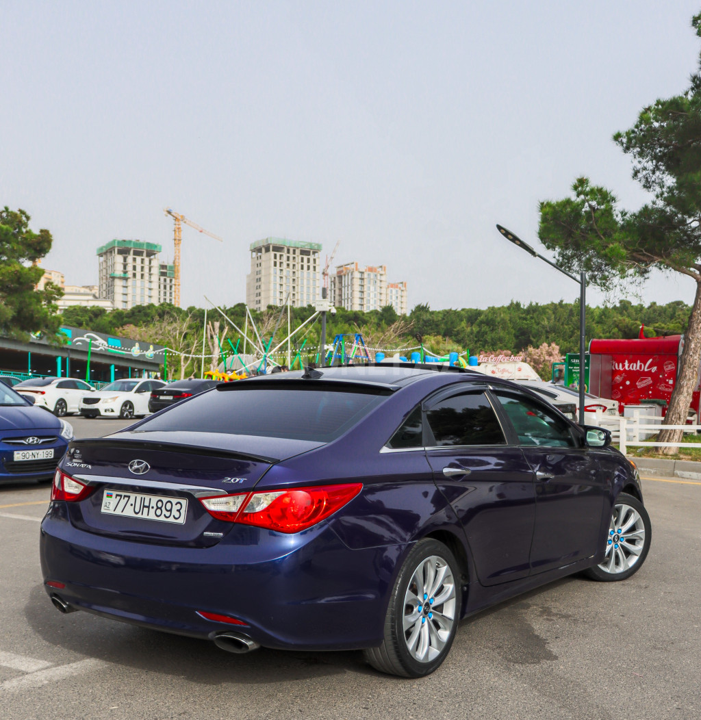 Hyundai Sonata 2012