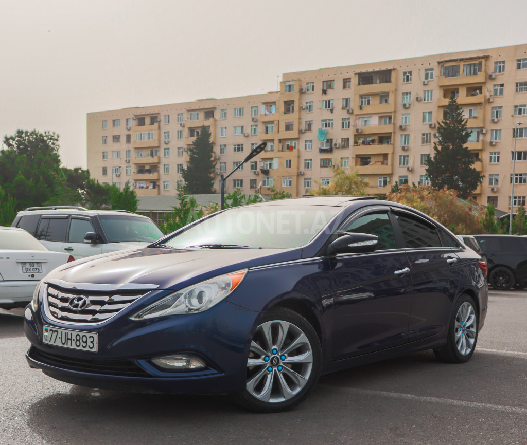 Hyundai Sonata 2012