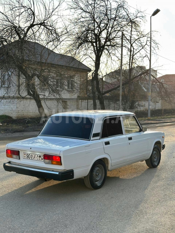 LADA (VAZ) 2107 2009