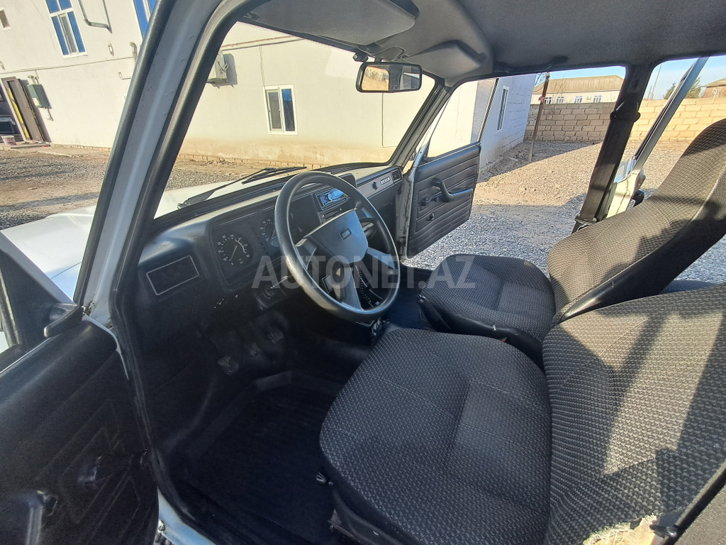 LADA (VAZ) 2107 2010