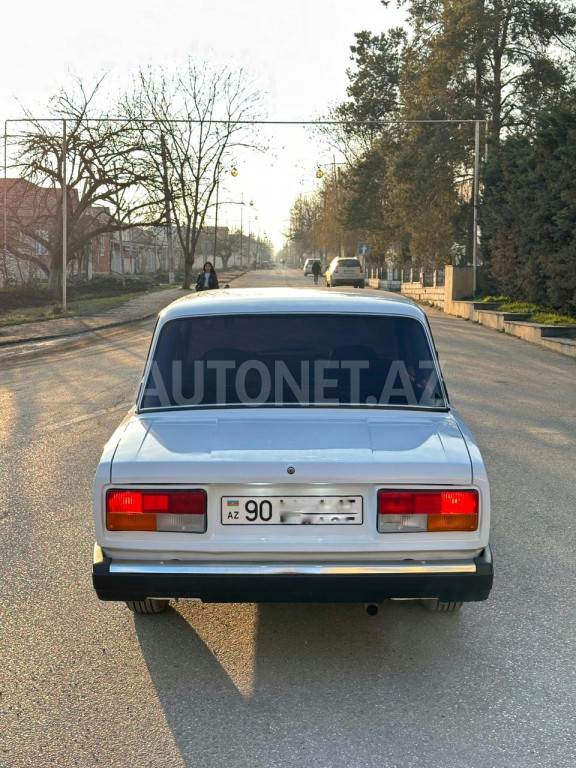LADA (VAZ) 2107 2009
