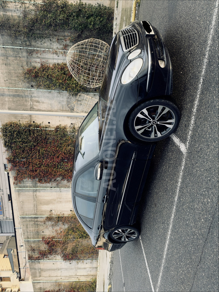 Mercedes E 200 2005