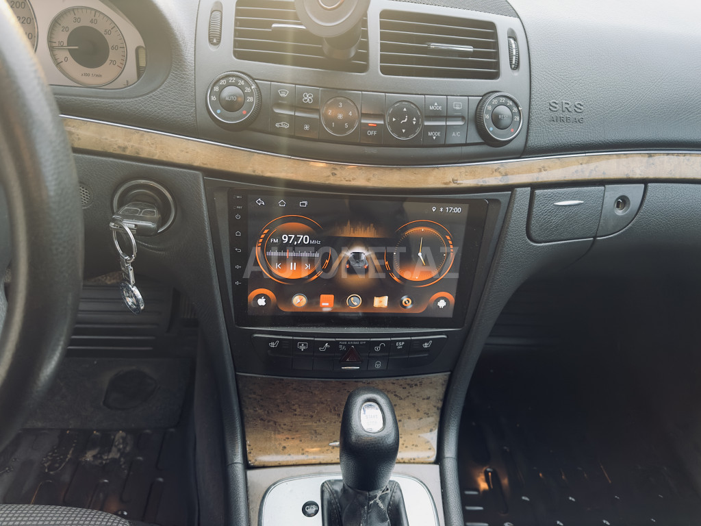 Mercedes E 200 2005