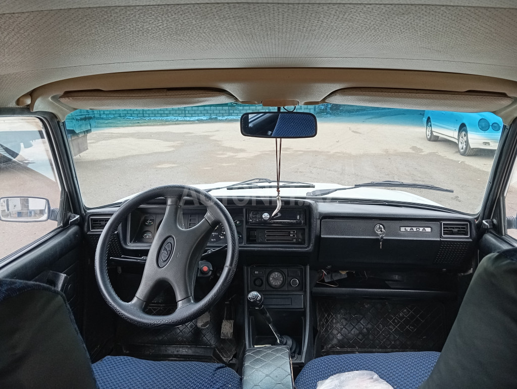 LADA (VAZ) 2107 2004