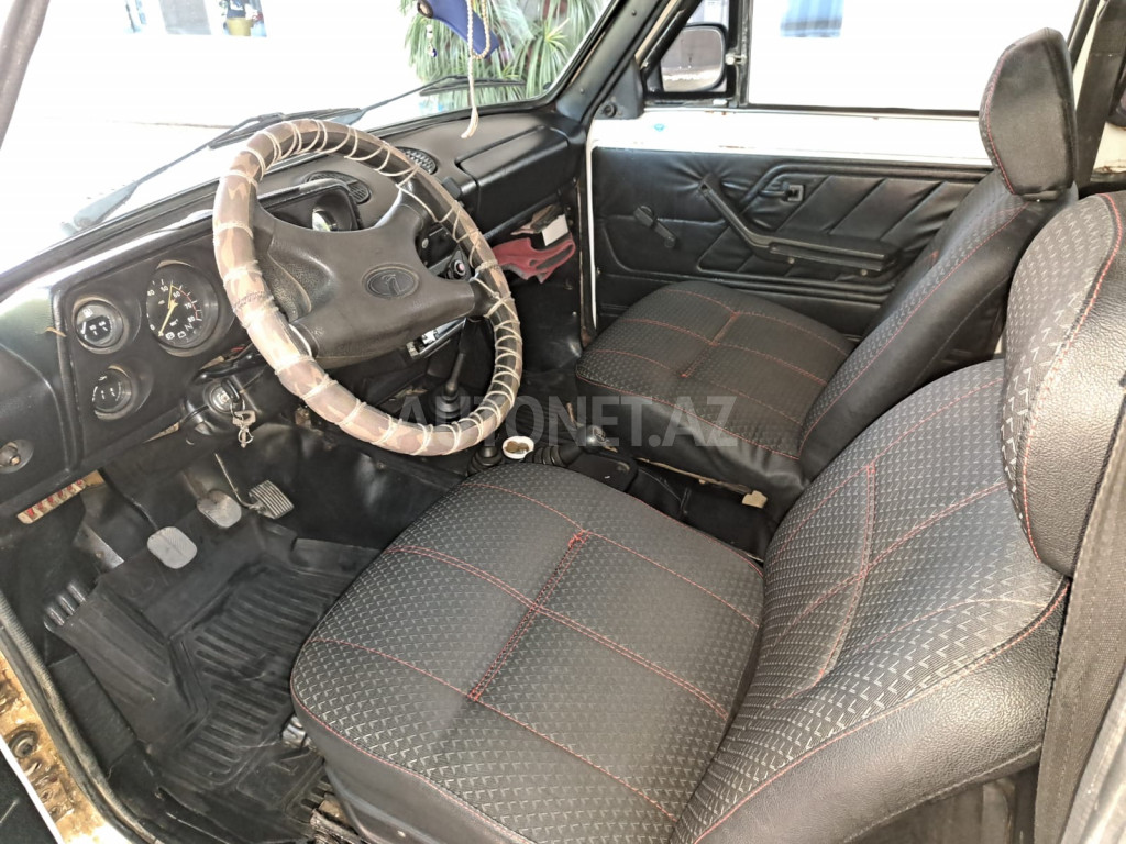 LADA (VAZ) Niva 1993