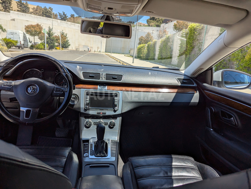 Volkswagen Passat CC 2012