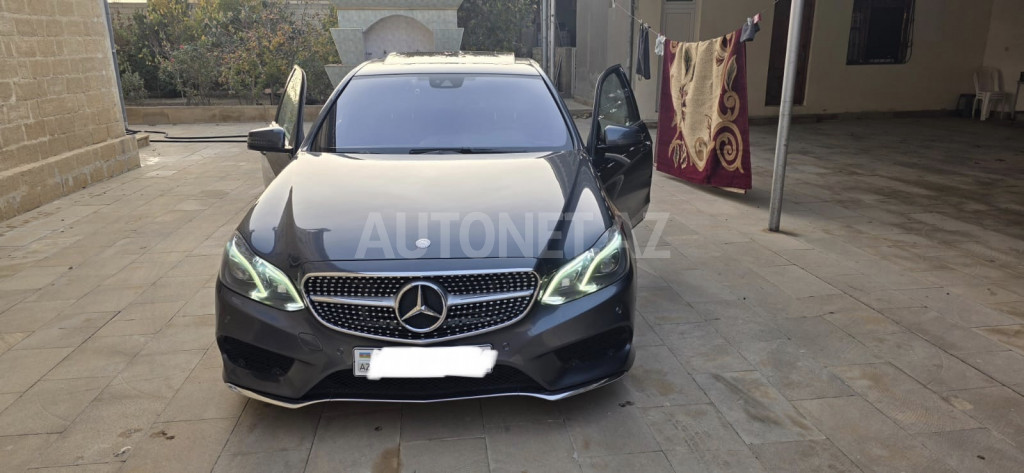 Mercedes E 220 2015