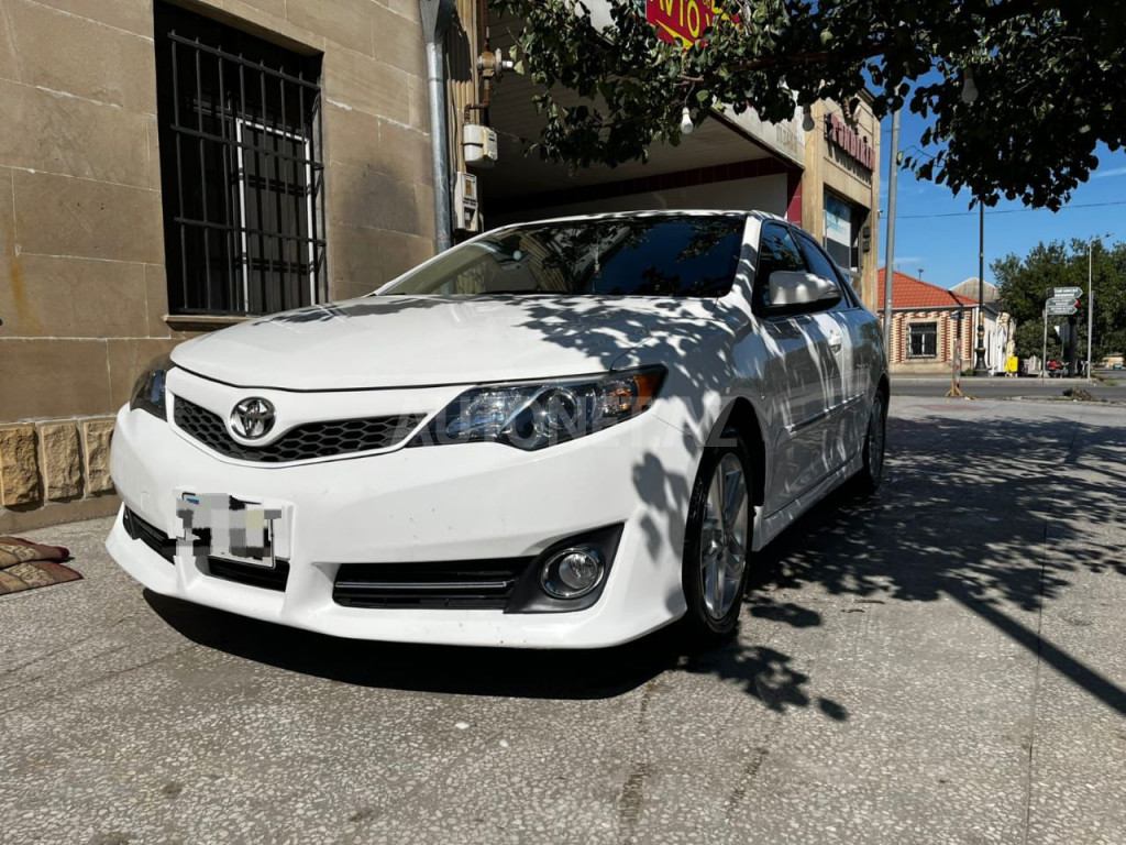 Toyota Camry 2013
