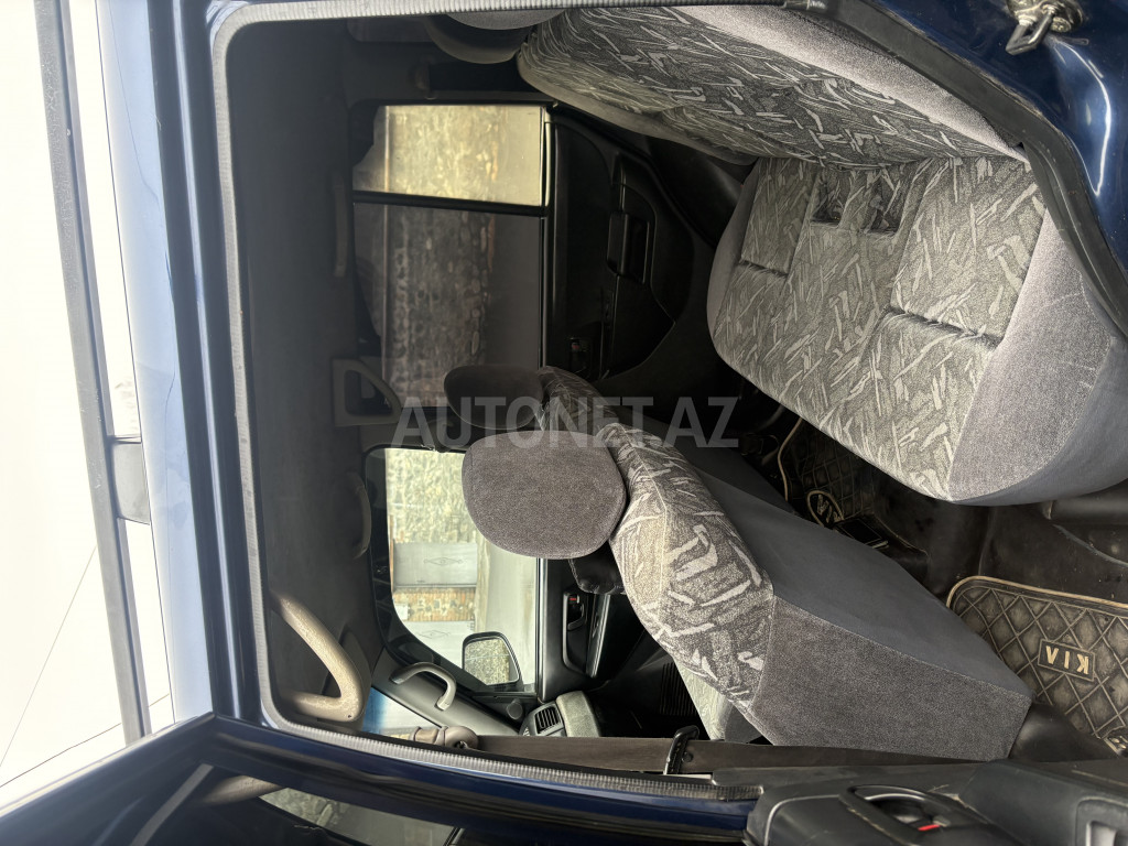 Mitsubishi Pajero io 1998