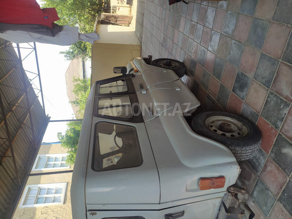 UAZ Xanter 2006