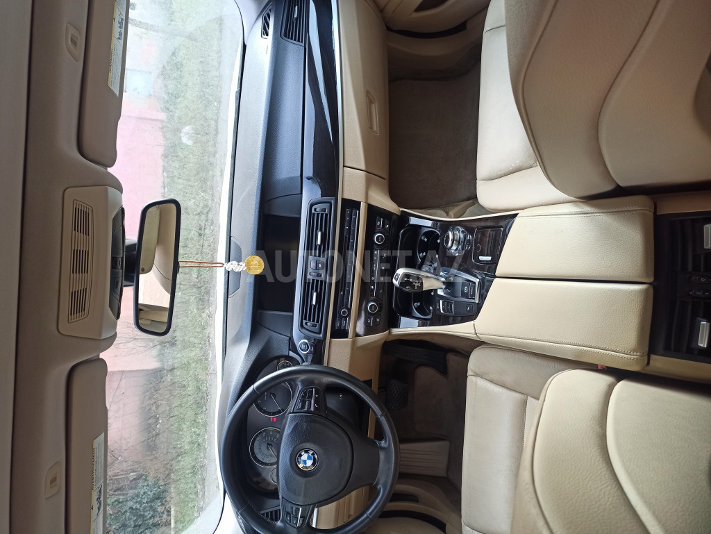 BMW 528 2012