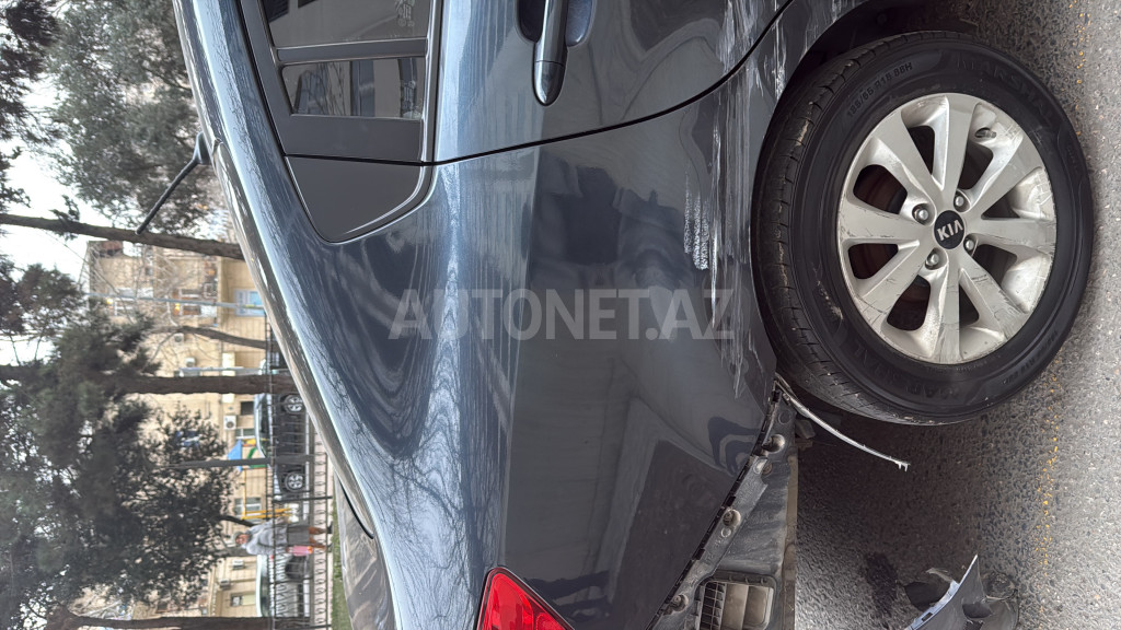 Kia Rio 2013