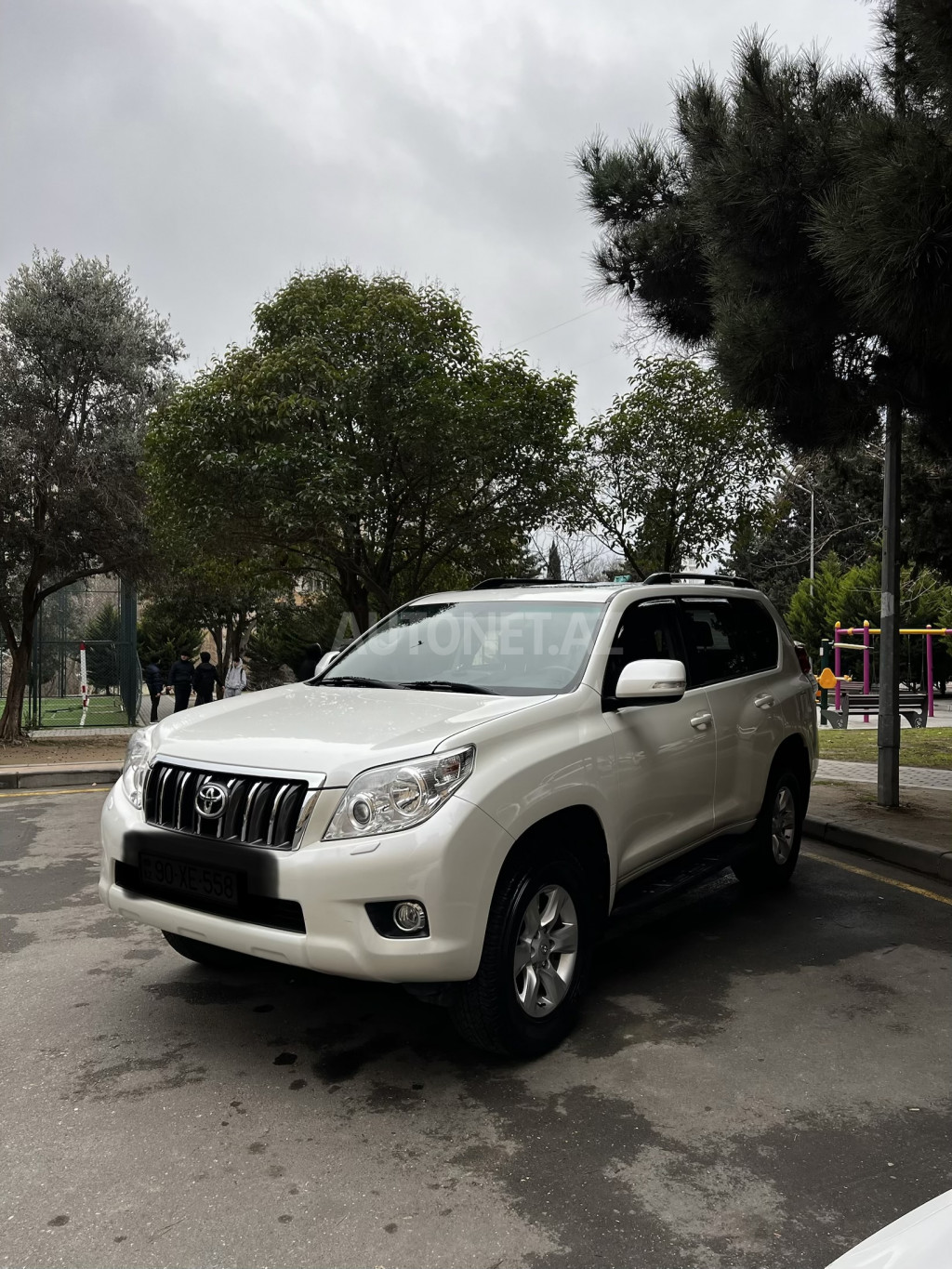 Toyota Land Cruiser Prado 2010