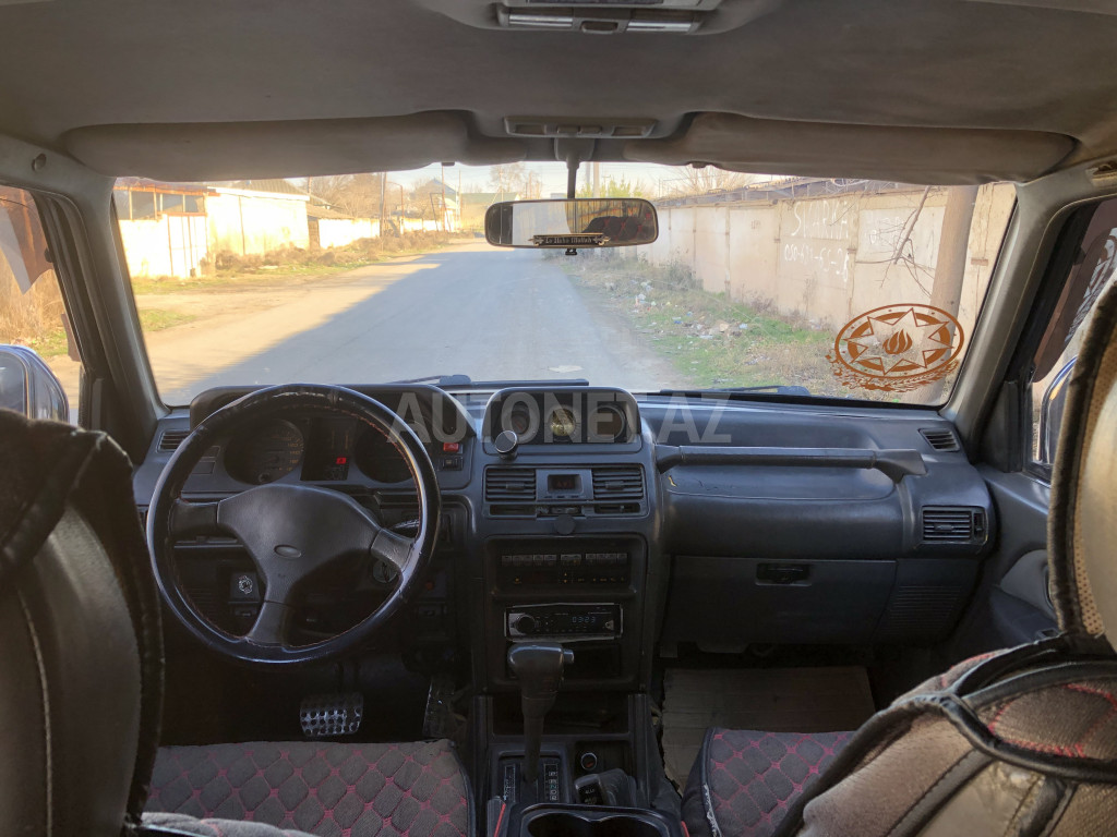 Mitsubishi Pajero 1991