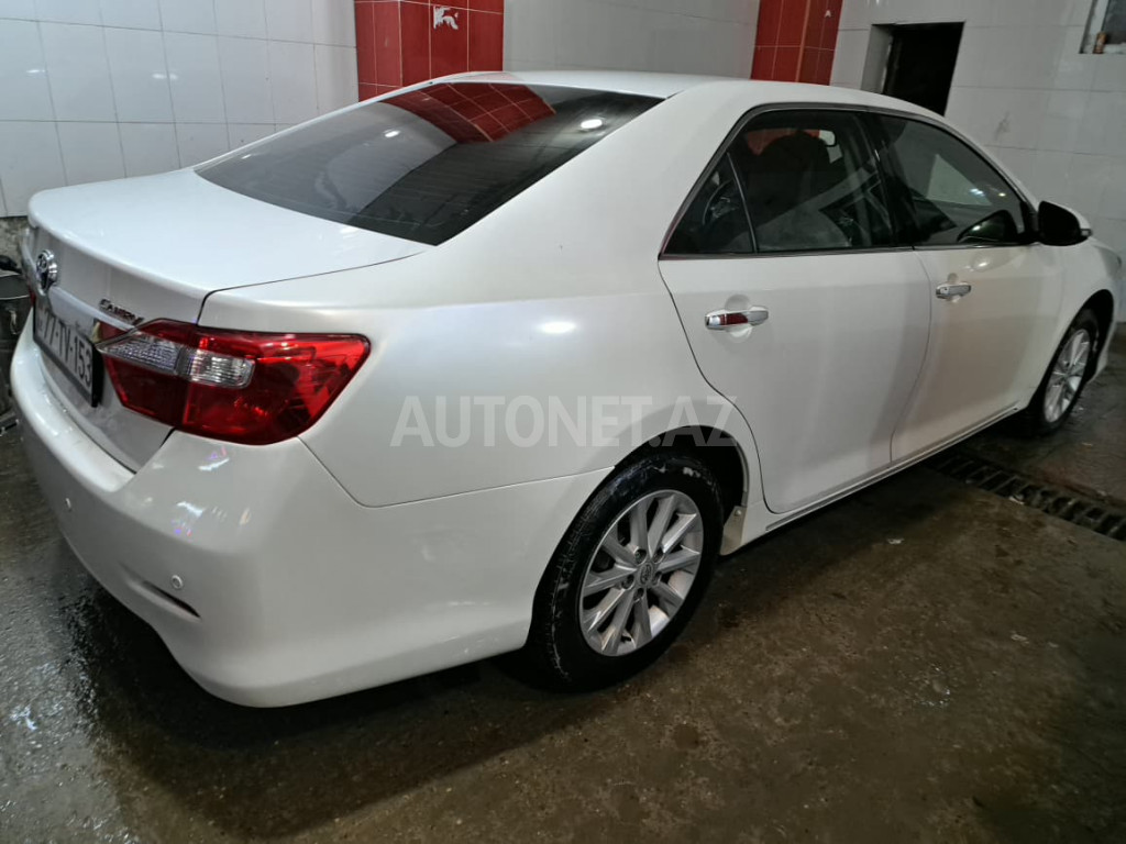 Toyota Camry 2013