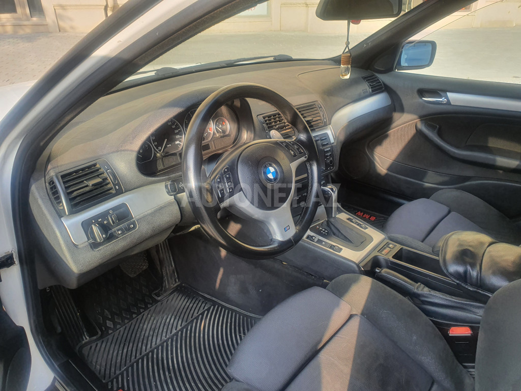 BMW 320 2003