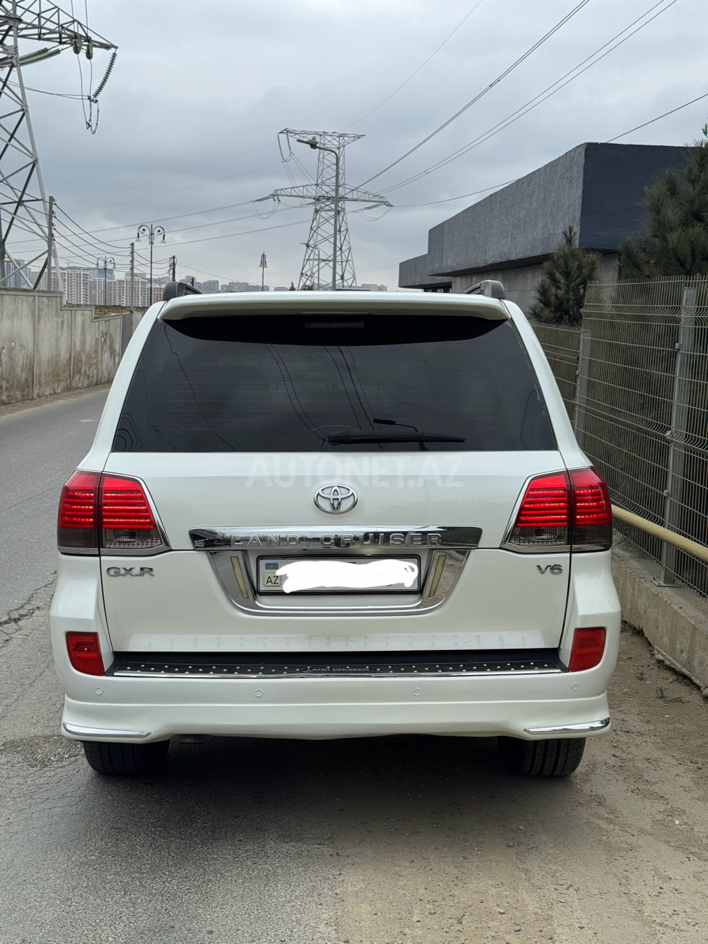 Toyota Land Cruiser 2011