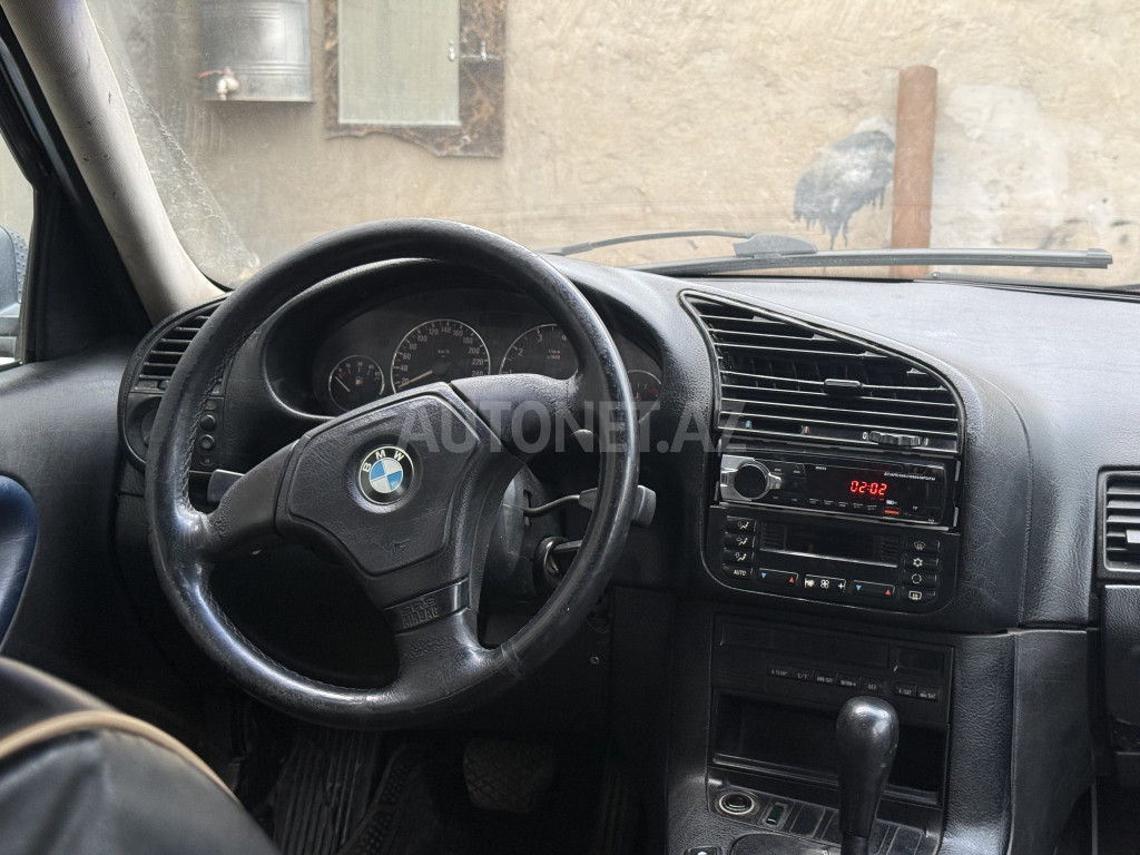 BMW 320 1997