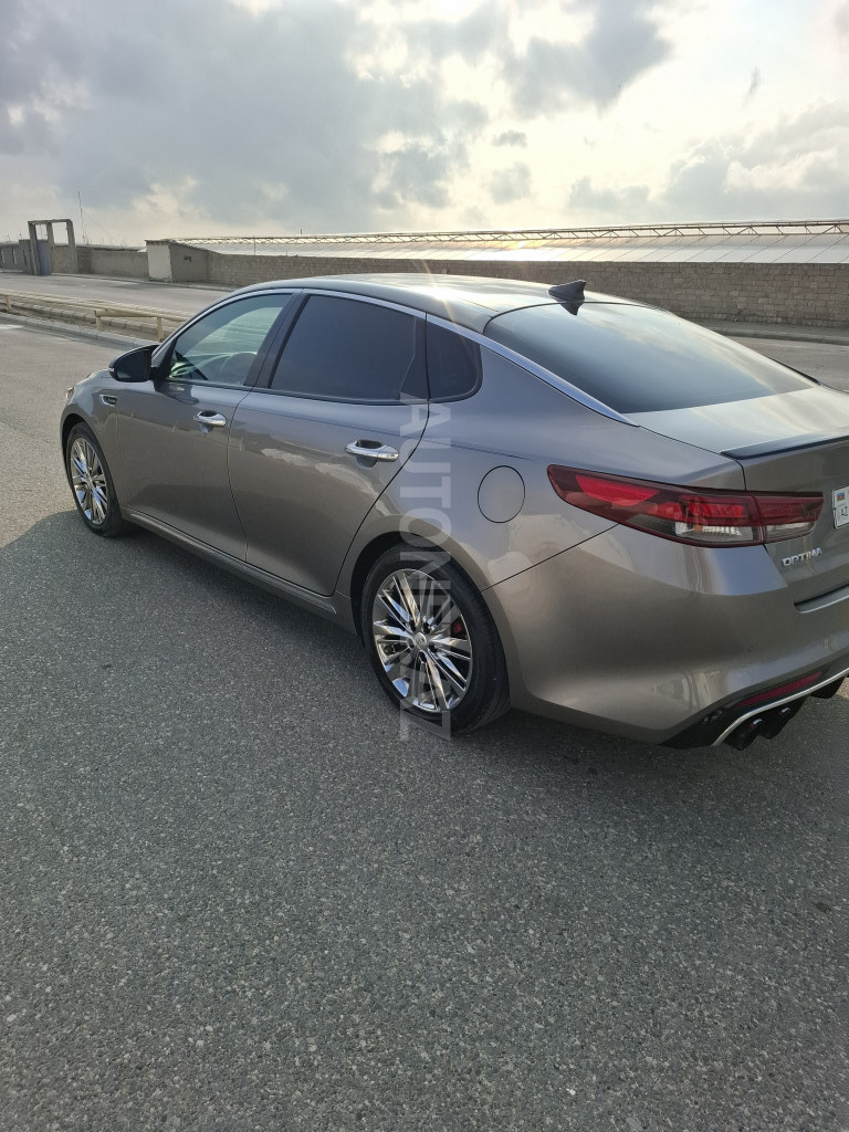Kia Optima 2017