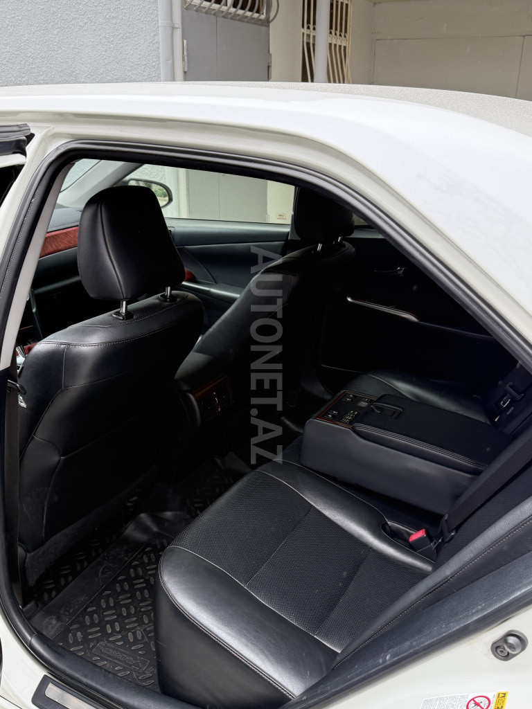 Toyota Camry 2014