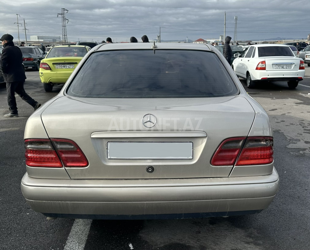 Mercedes E 230 1996