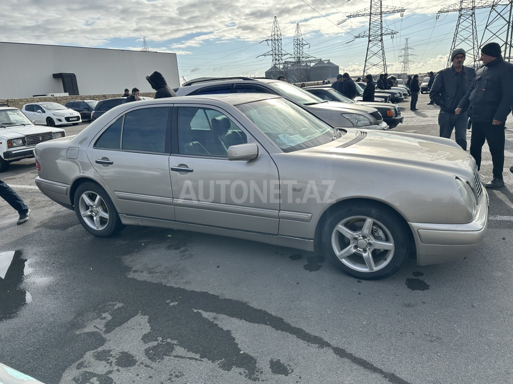 Mercedes E 230 1996