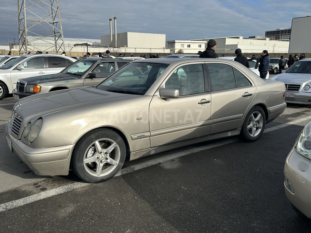 Mercedes E 230 1996