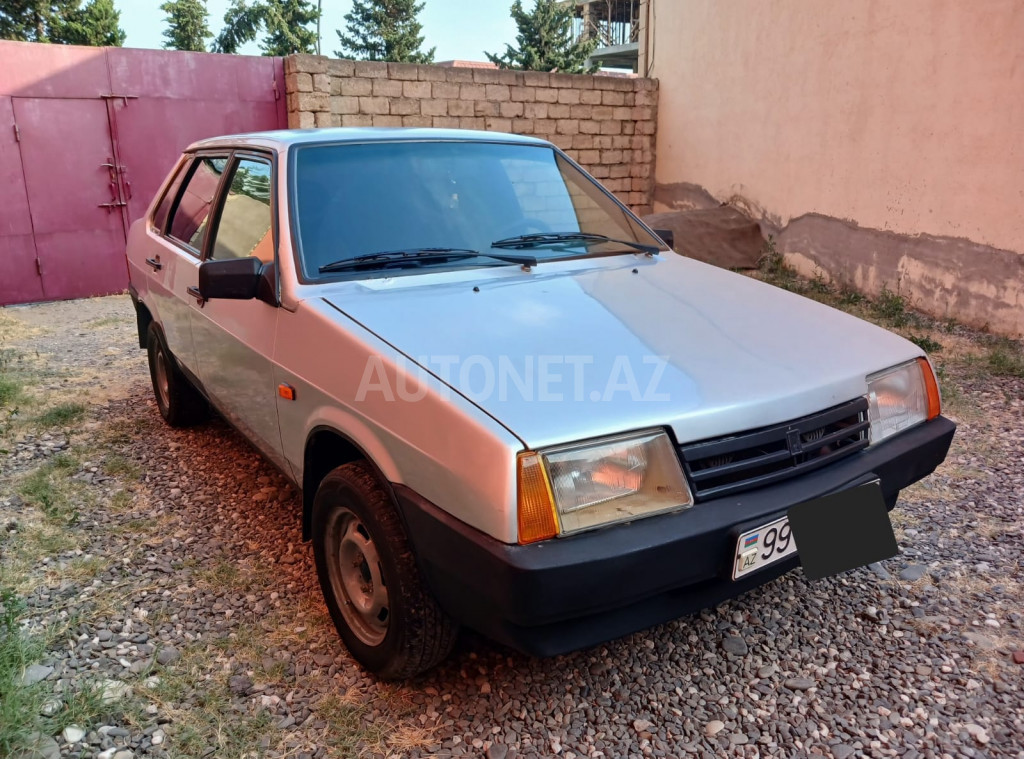 LADA (VAZ) 21099 2003