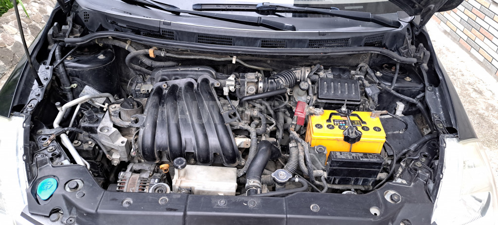 Nissan Tiida 2006