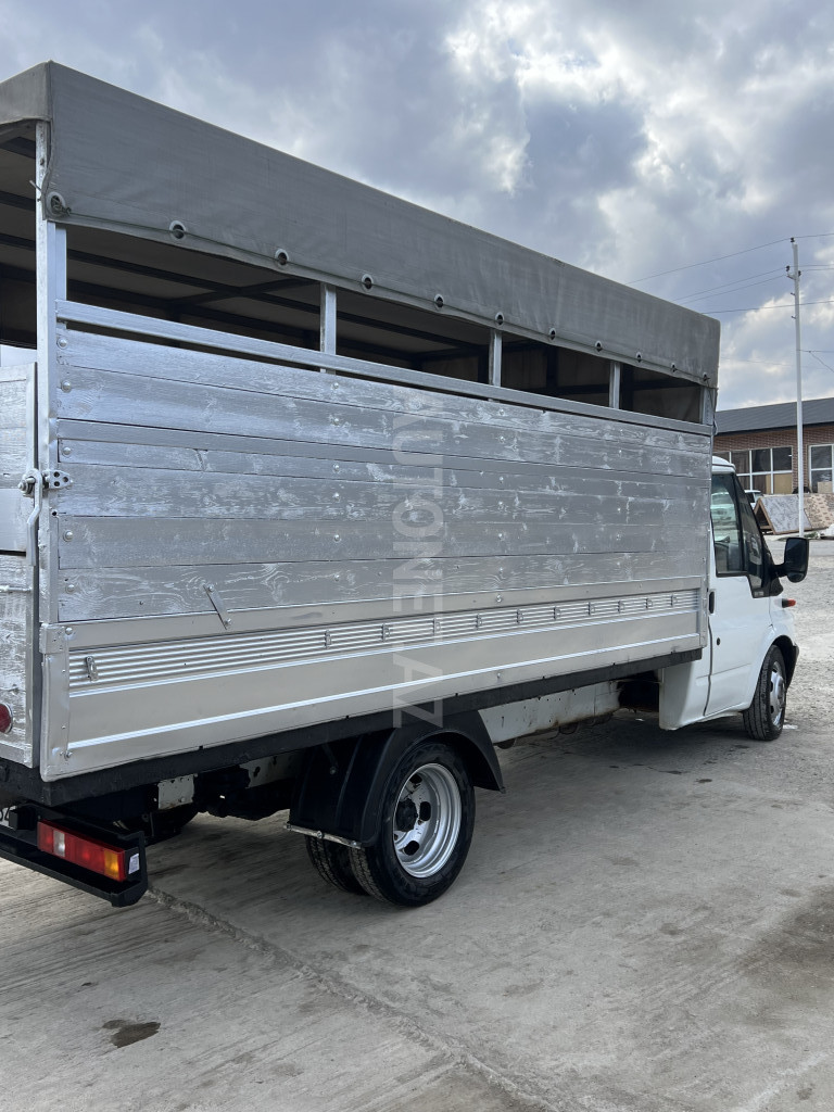 Ford Transit 2004