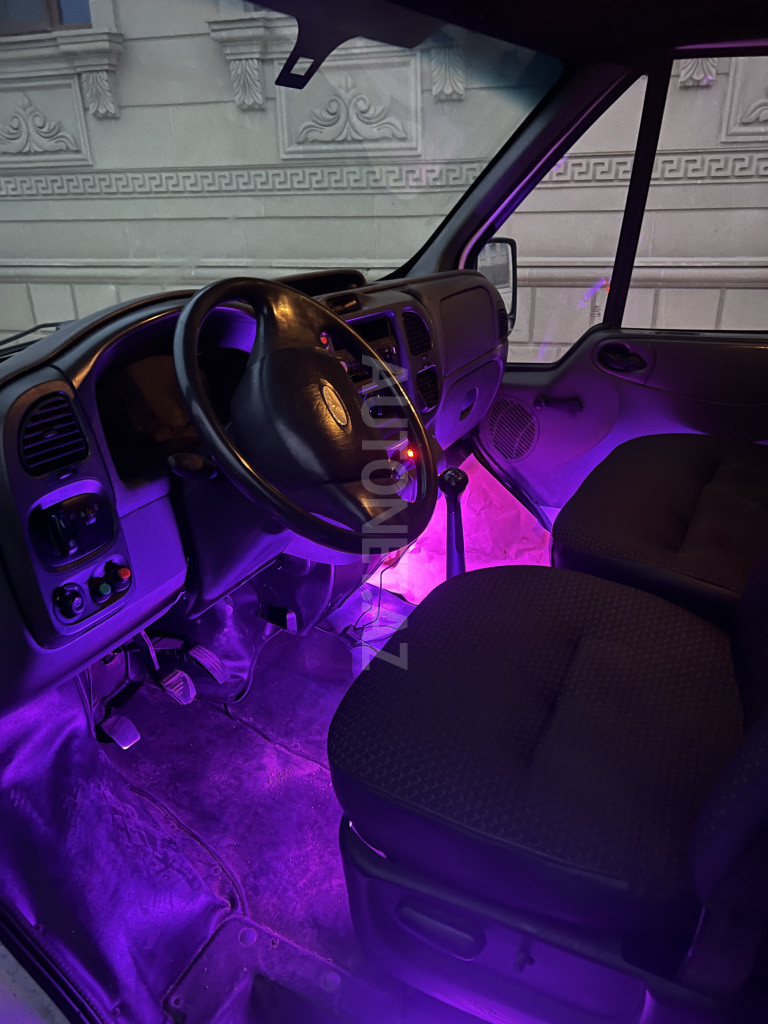 Ford Transit 2004