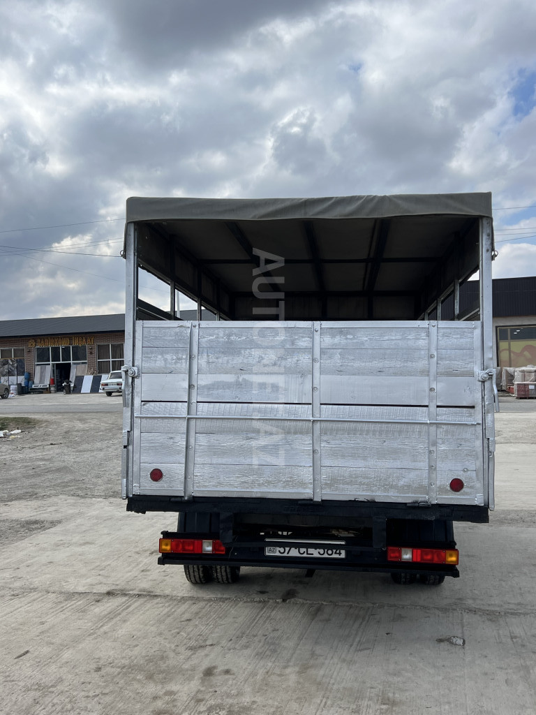 Ford Transit 2004