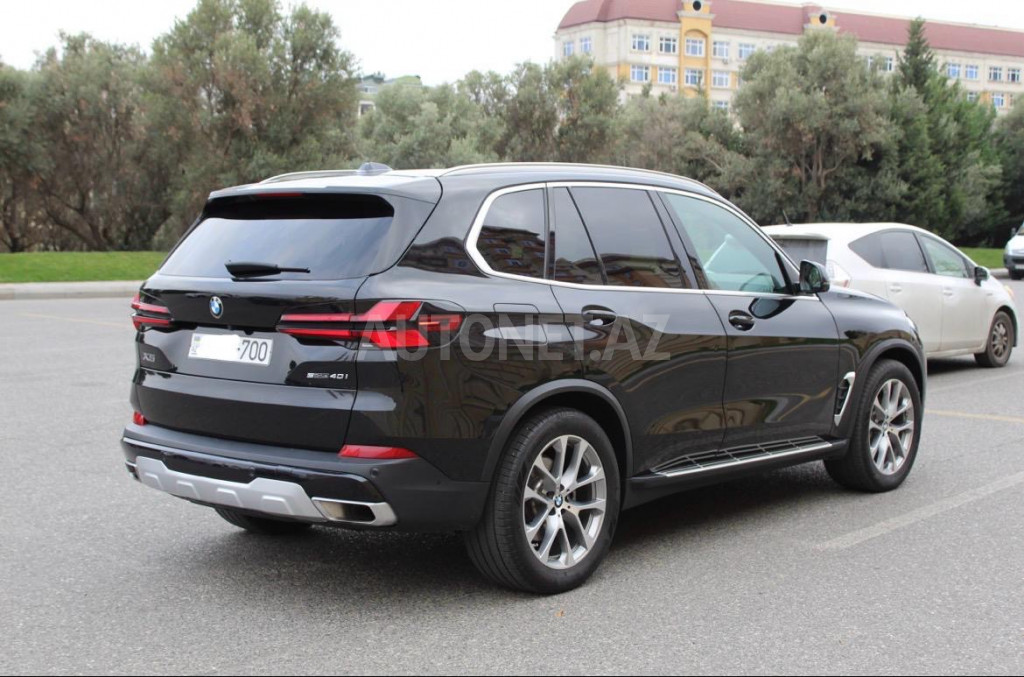 BMW X5 2023
