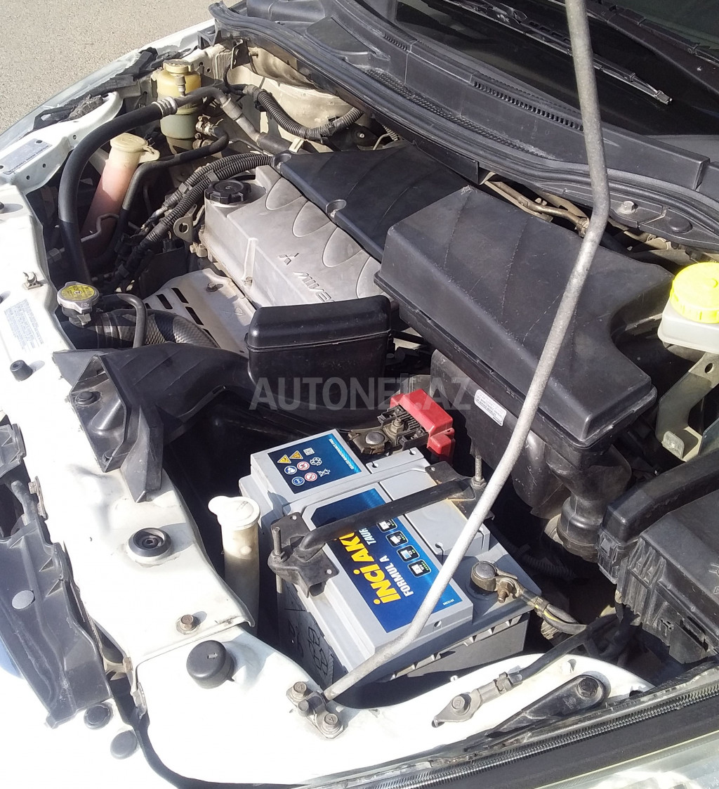 Mitsubishi Grandis 2007