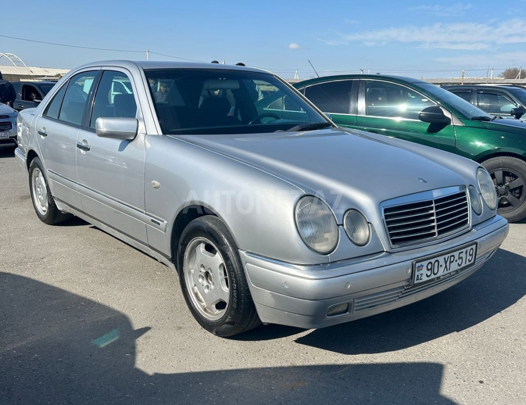 Mercedes E 240 1998