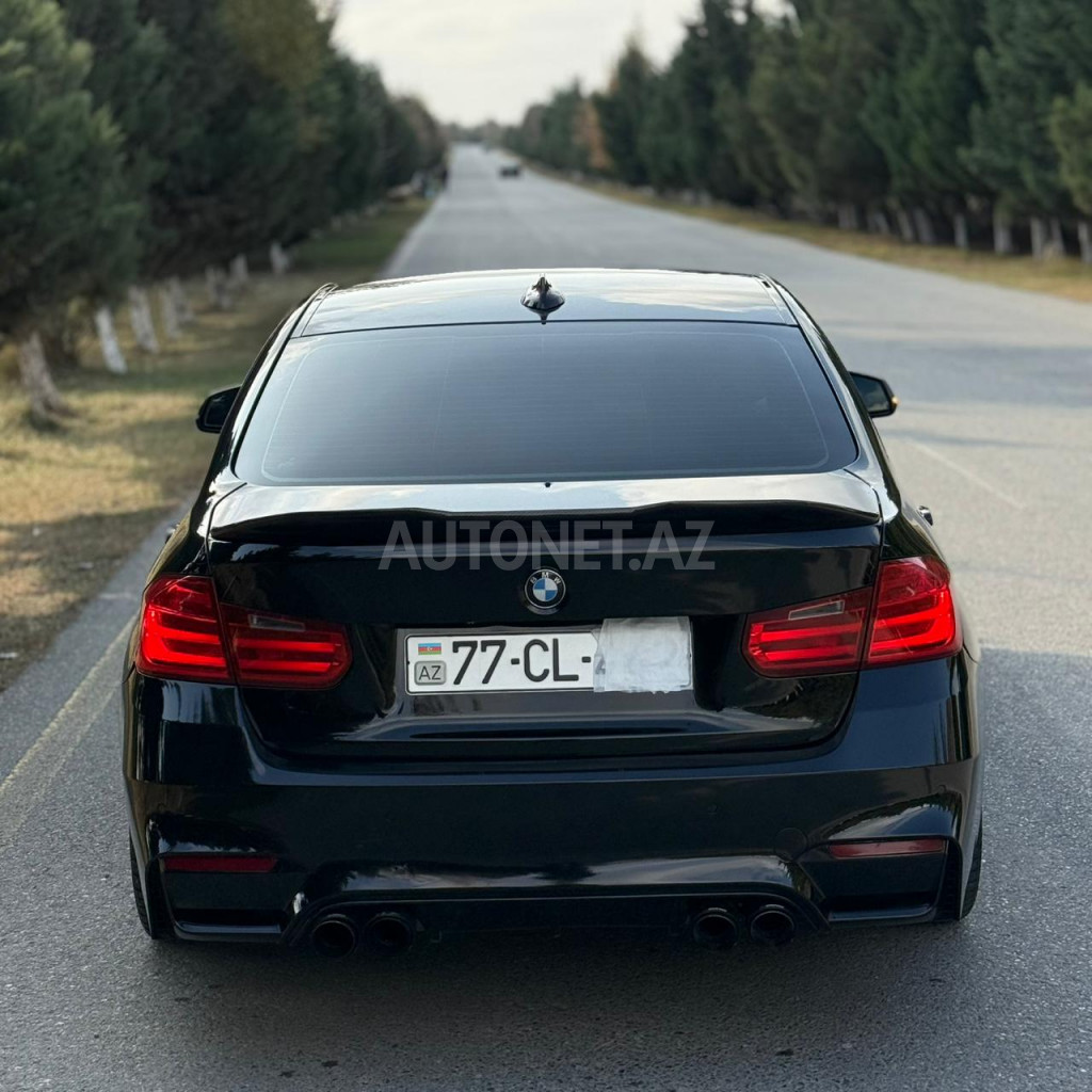BMW 328 2012