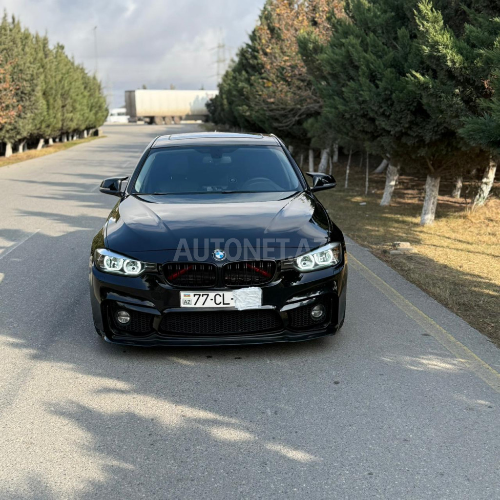 BMW 328 2012