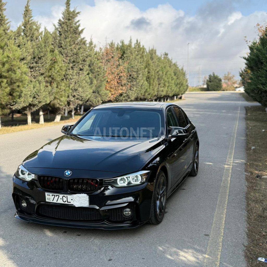 BMW 328 2012