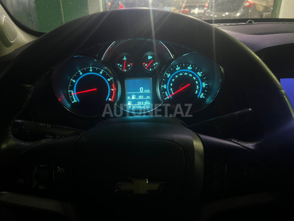 Chevrolet Cruze 2012