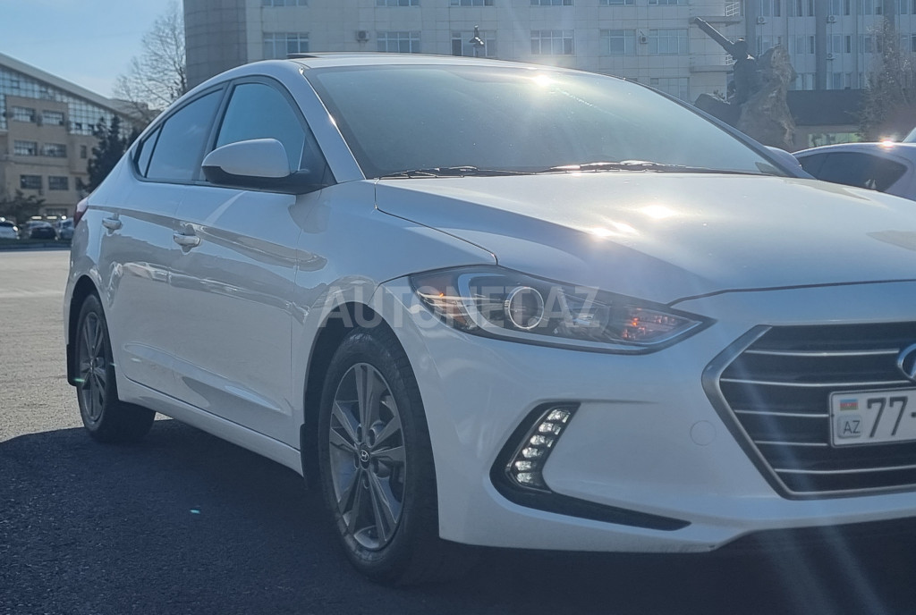 Hyundai Elantra 2017