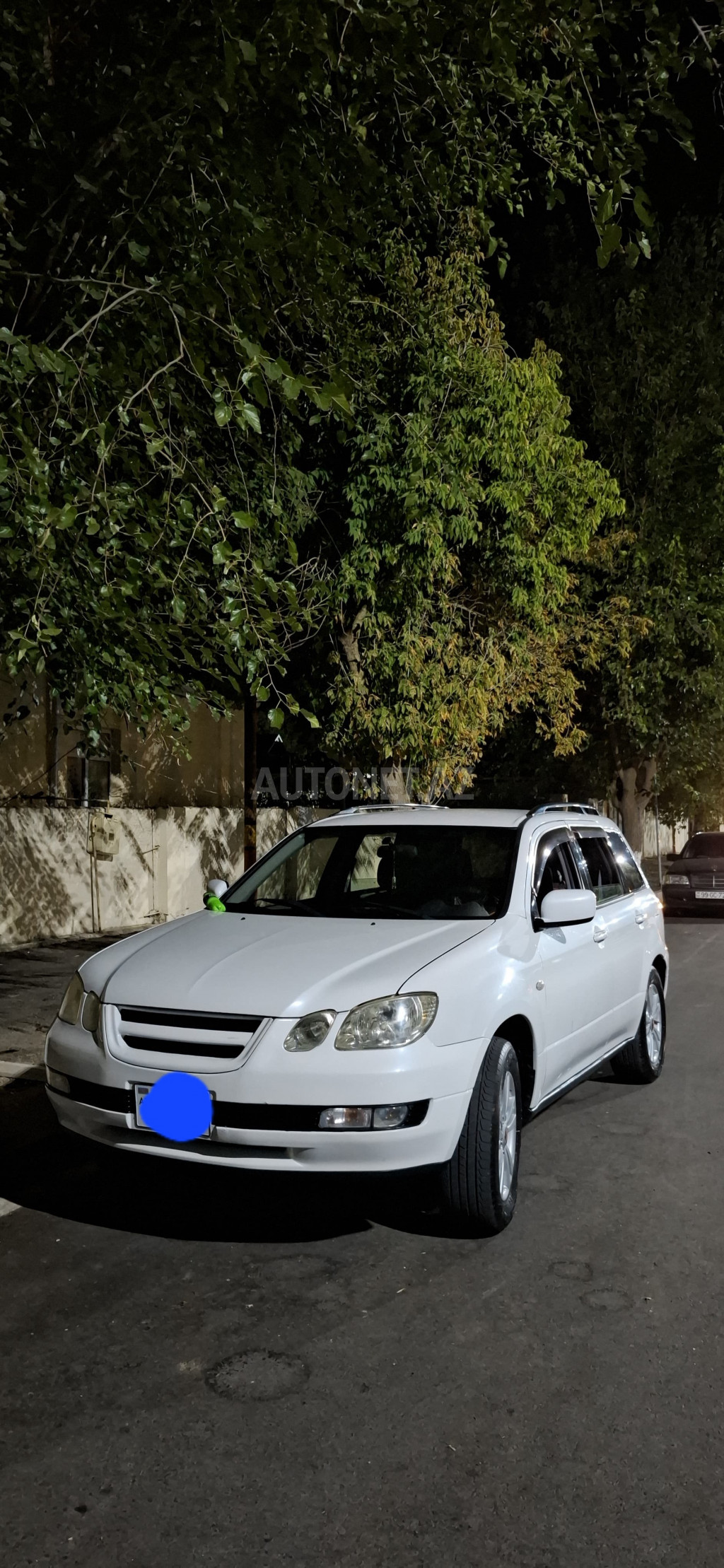 Mitsubishi Airtrek 2002