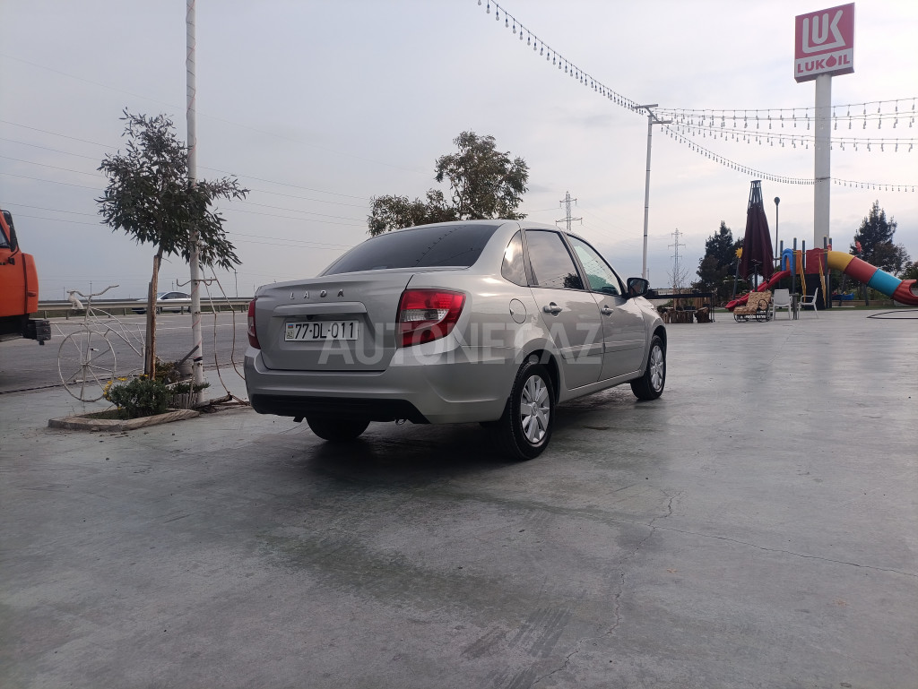 LADA (VAZ) Granta 2018