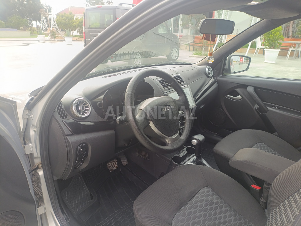 LADA (VAZ) Granta 2018