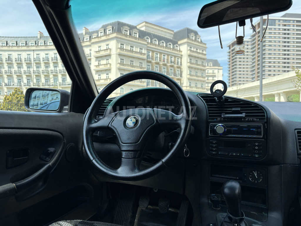 BMW 318 1995
